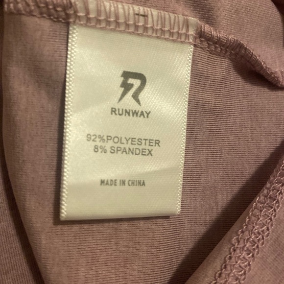 Stitch Fix Runway NWT Girls The Active Tulip Back Top sz large - Picture 6 of 9